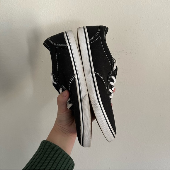 Vans Classic Black Atwood Low Skate Sneakers - Picture 5 of 9